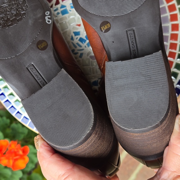 YOUR LAST CHANCE!  Vince Camuto Leather Booties - Picture 10 of 14